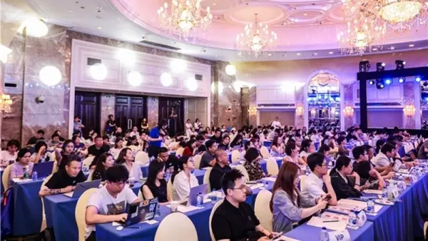 第七届媒介力学论坛在沪举行，AI时代增长新方程正式发布